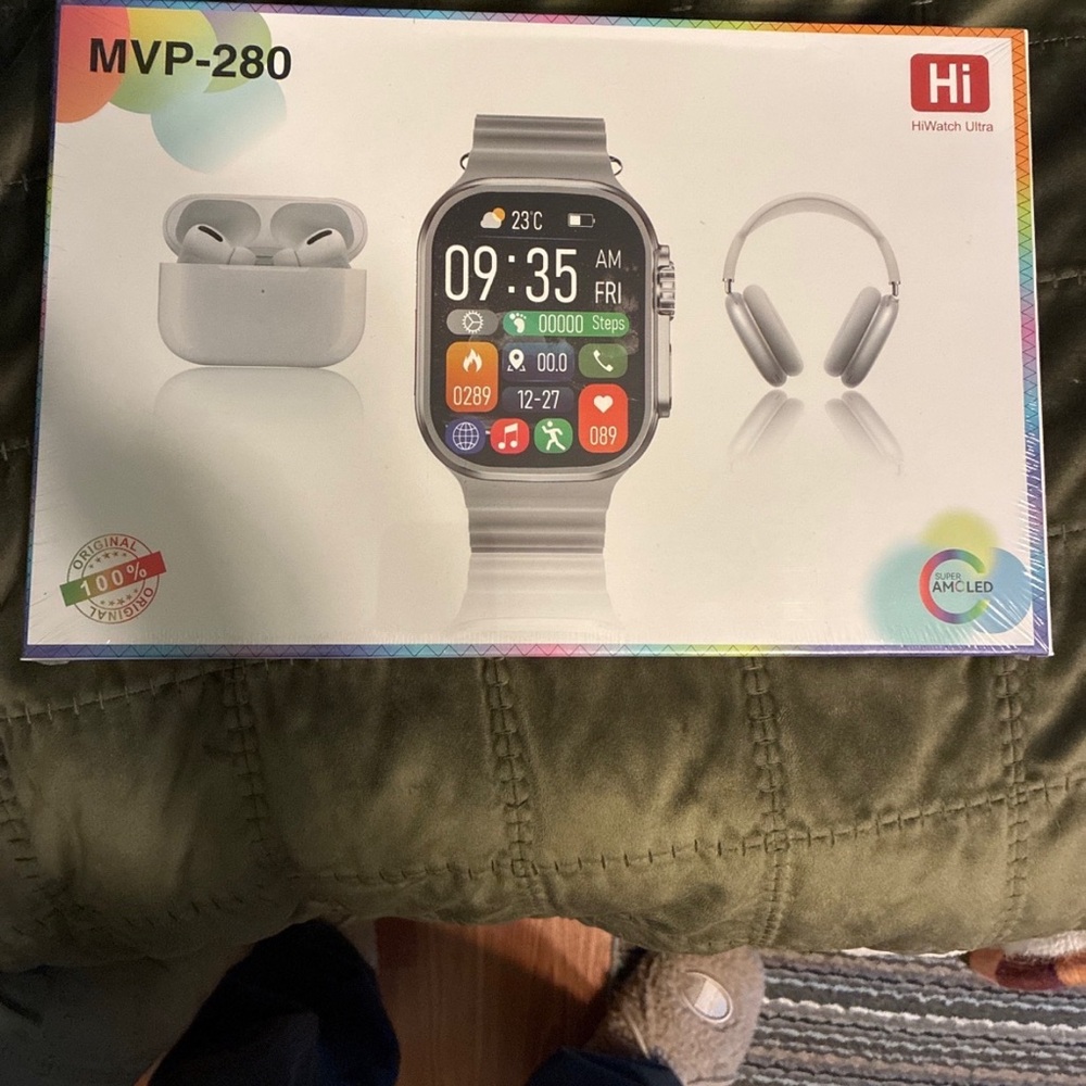 HiWatch Ultra Smartwatch with Earbuds and Headphones